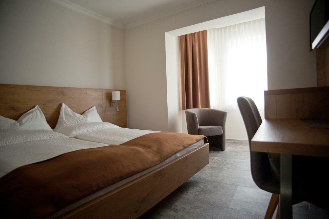 포돌스돌프앰씨 Haus Renee B&B 외부 사진