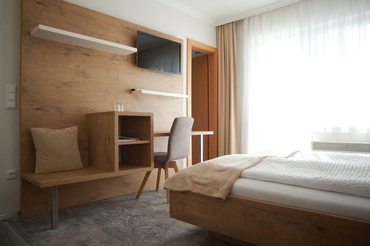 포돌스돌프앰씨 Haus Renee B&B 외부 사진